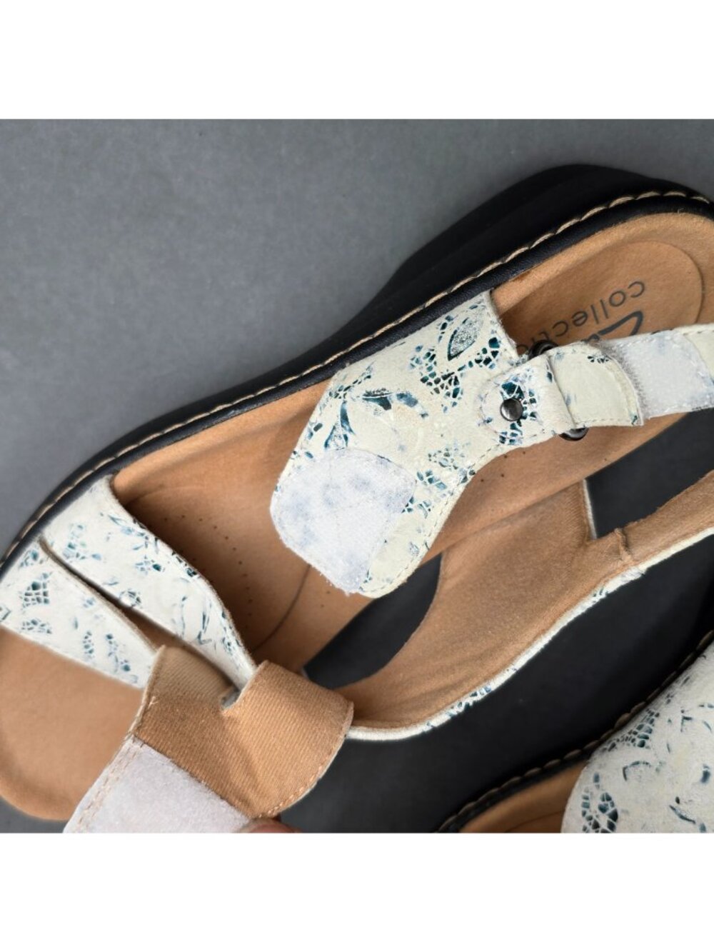 Clarks Merliah Echo Floral Wedge Sandals 7.5 White Blue Leather Slide Adjustable - Picture 9 of 12